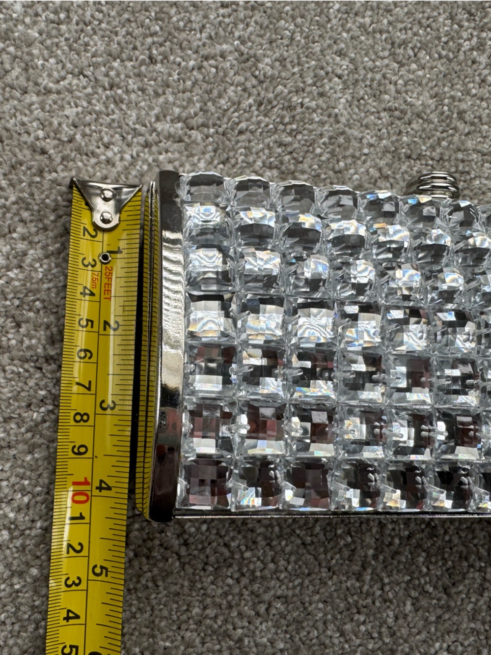 La Regale Elegant Silver Clutch Bag - Picture 14 of 15